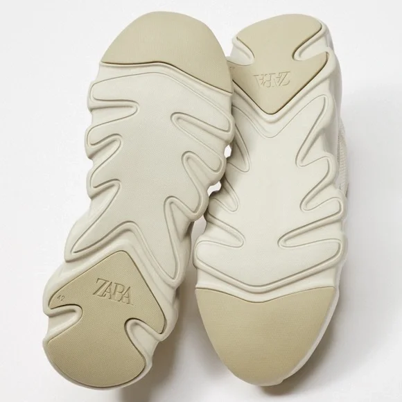 ZARA THICK SOLED KNIT RUNNING STYLE SHOES SZ 9 EU 42 - Picture 4 of 7